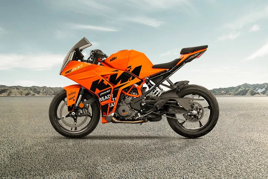 KTM RC 200's card image