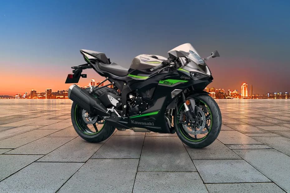 Kawasaki Ninja ZX-6R's card image
